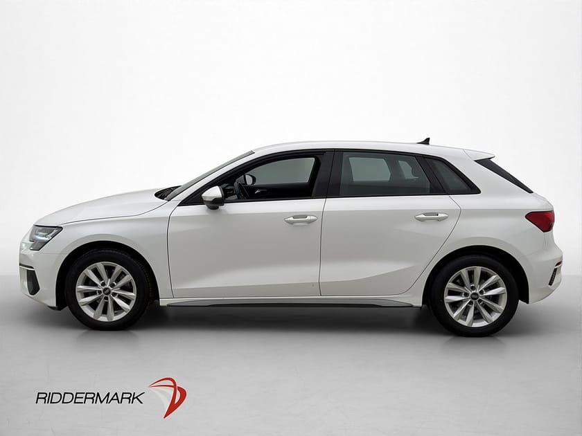 Bild 5 av Audi A3 Sportback 35 TFSI 150hk Comfort Cockpit Kamera Adapt-Fart CarPlay