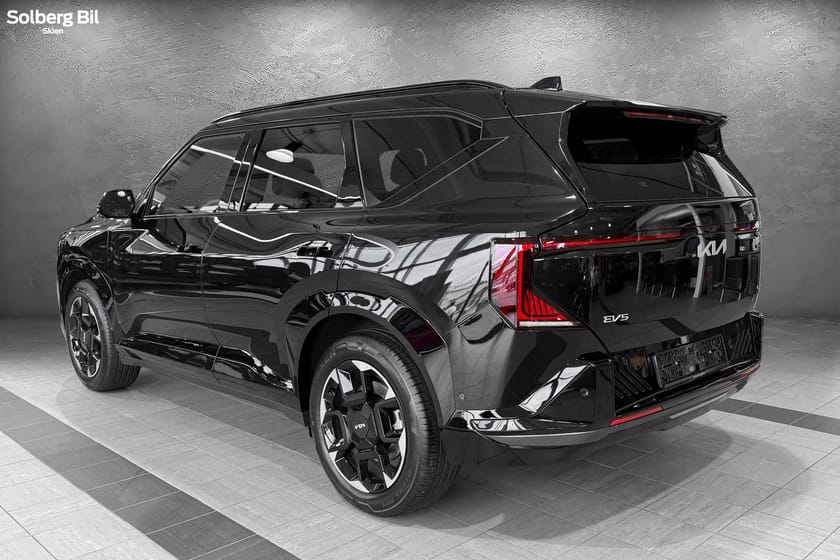 Bilde 5 av Kia EV5 Long Range GT-LINE/ V.PUMPE/ H&K/ PANO/ HEAD.UP/ 360.K
