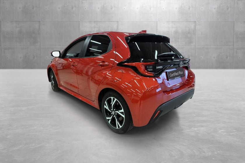 Bilde 3 av Toyota Yaris Hybrid 115