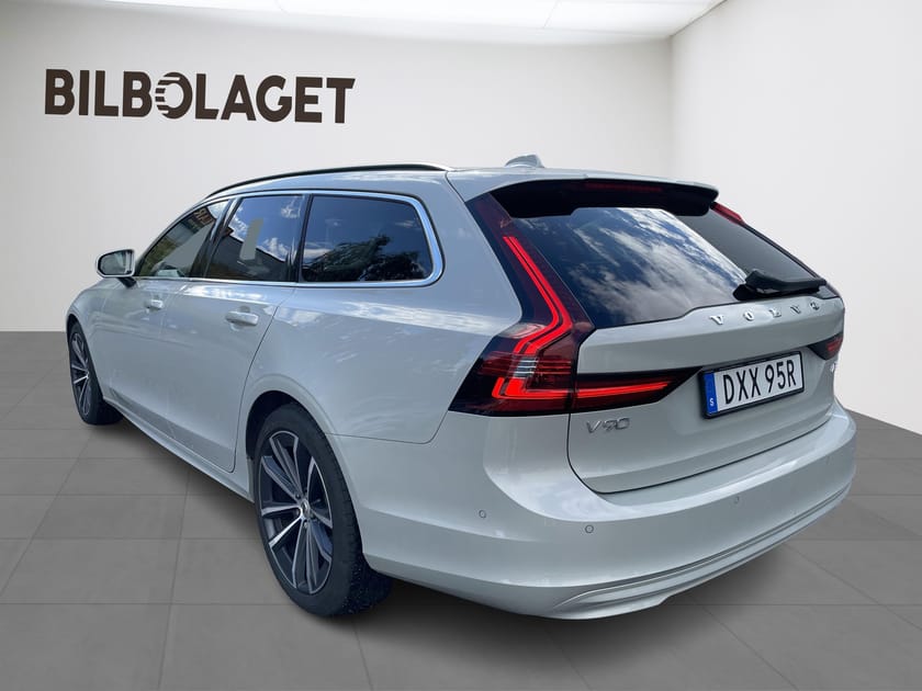 Bild 3 av Volvo V90 B4 AWD Diesel Momentum Advanced Edt