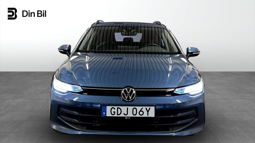 Bild 4 av Volkswagen Golf Sportscombi eTSI150 DSG Life Drag/Värmare