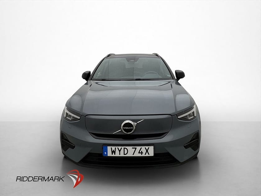 Bild 3 av Volvo XC40 Recharge Core Värmare Kamera CarPlay Rattvärme