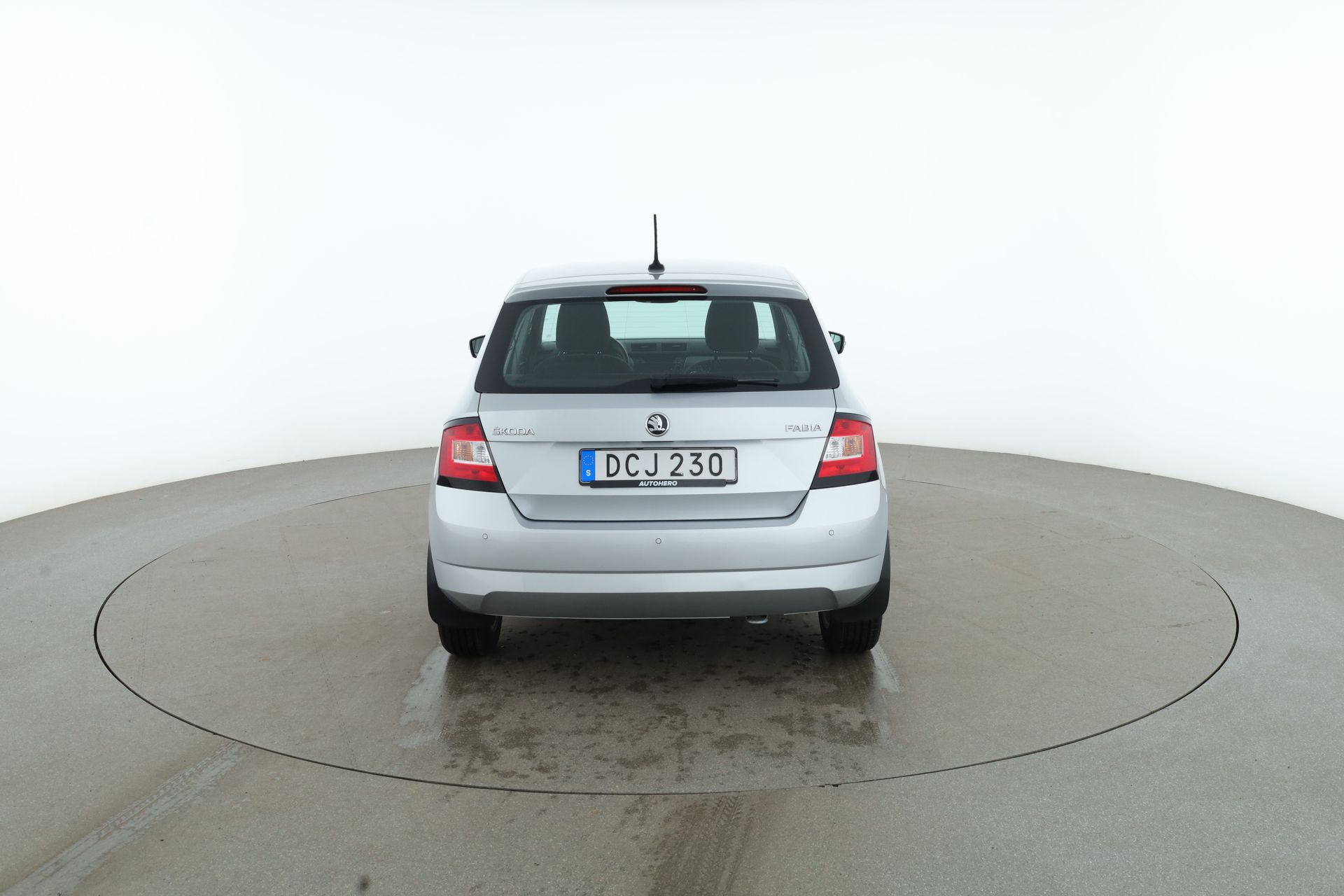 Skoda Fabia 1.0 TSI Style 2018, kuva 4/36