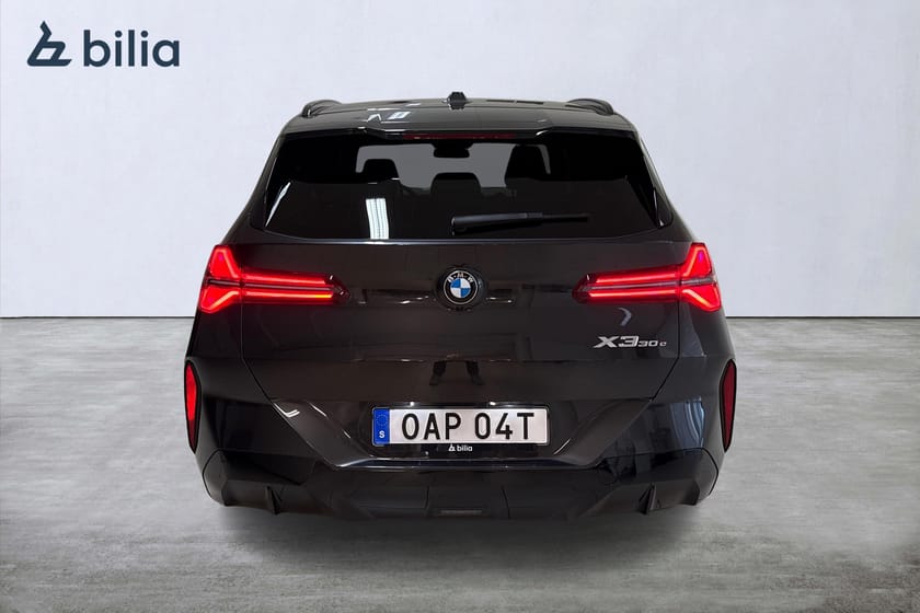 Bild 4 av BMW X3 30e xDrive M-Sport PRO/ Elstolar/ Adaptiva/Driving Plus