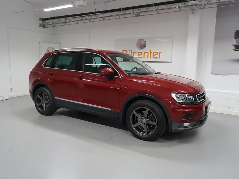 Bild 4 av Volkswagen Tiguan 1.4 TSI 4M V-Däck ingår Massage-Drag-Kamera-Värmare-Car