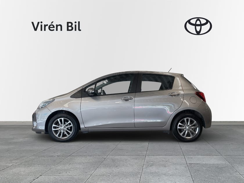 Bild 3 av Toyota Yaris Active 1,33 5-D Man V-hjul