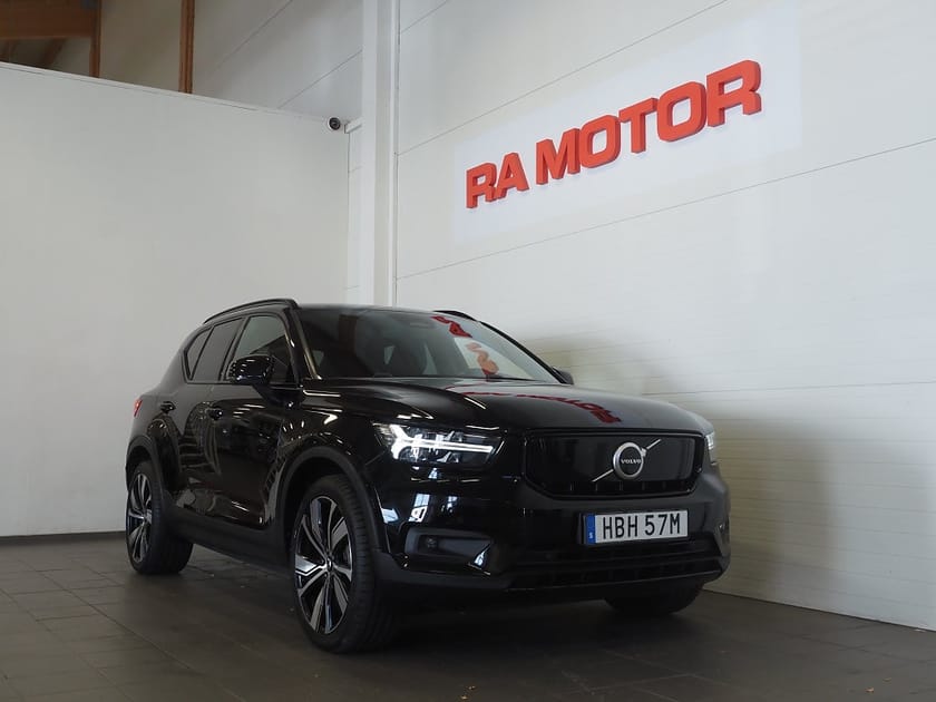 Bild 1 av Volvo XC40 Recharge P8 AWD 408hk Core | Kamera | Skinn |