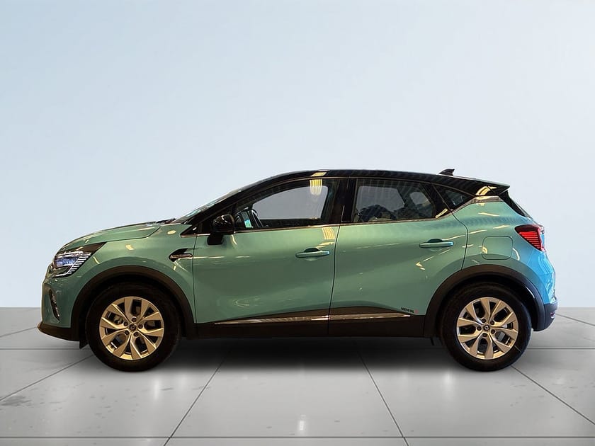 Bild 4 av Renault Captur E-TECH Plugin-Hybrid 160 Kamera/Rattvärme/MoK-värm/Navi