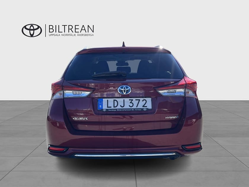 Bild 5 av Toyota Auris Touring Sports Hybrid 1,8 TS Intense Edition Vinterhjul