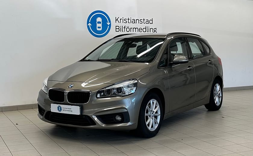 Bild 3 av BMW 218d Active Tourer Advantage M-Ratt, Dragkrok