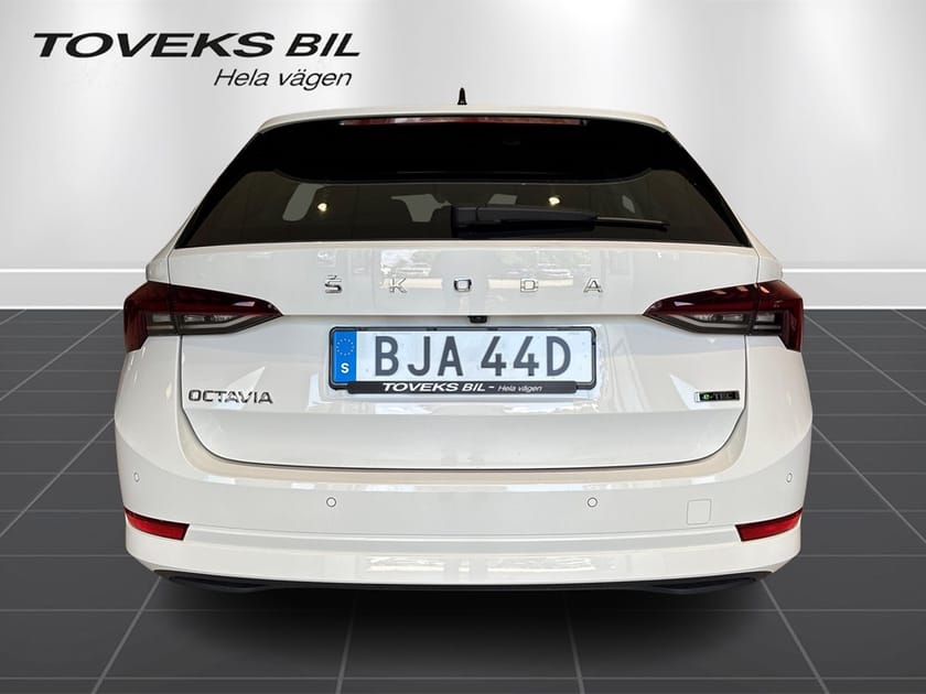 Bild 2 av Škoda Octavia Kombi VIA COMBI STYLE 1,0 TSI M-HEV 110 HK