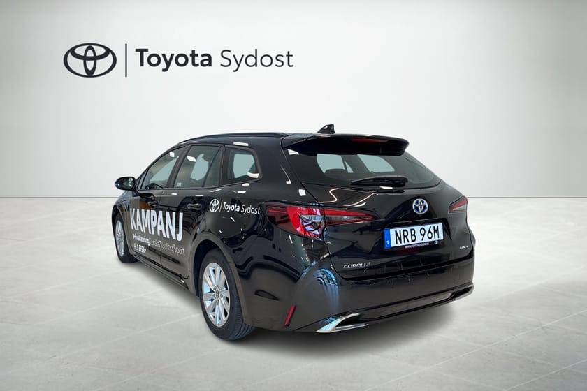Bild 2 av Toyota Corolla Touring Sports Hybrid 1.8 Active Plus Automat Navigation Rattvärme Backkamera Adaptiv farthållare