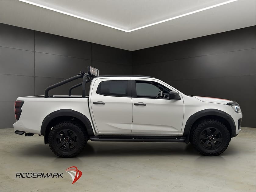 Bild 2 av Isuzu D-Max Crew Cab XRX 1.9 CNG 4WD Värmare Drag Skinn CarPlay MOMS