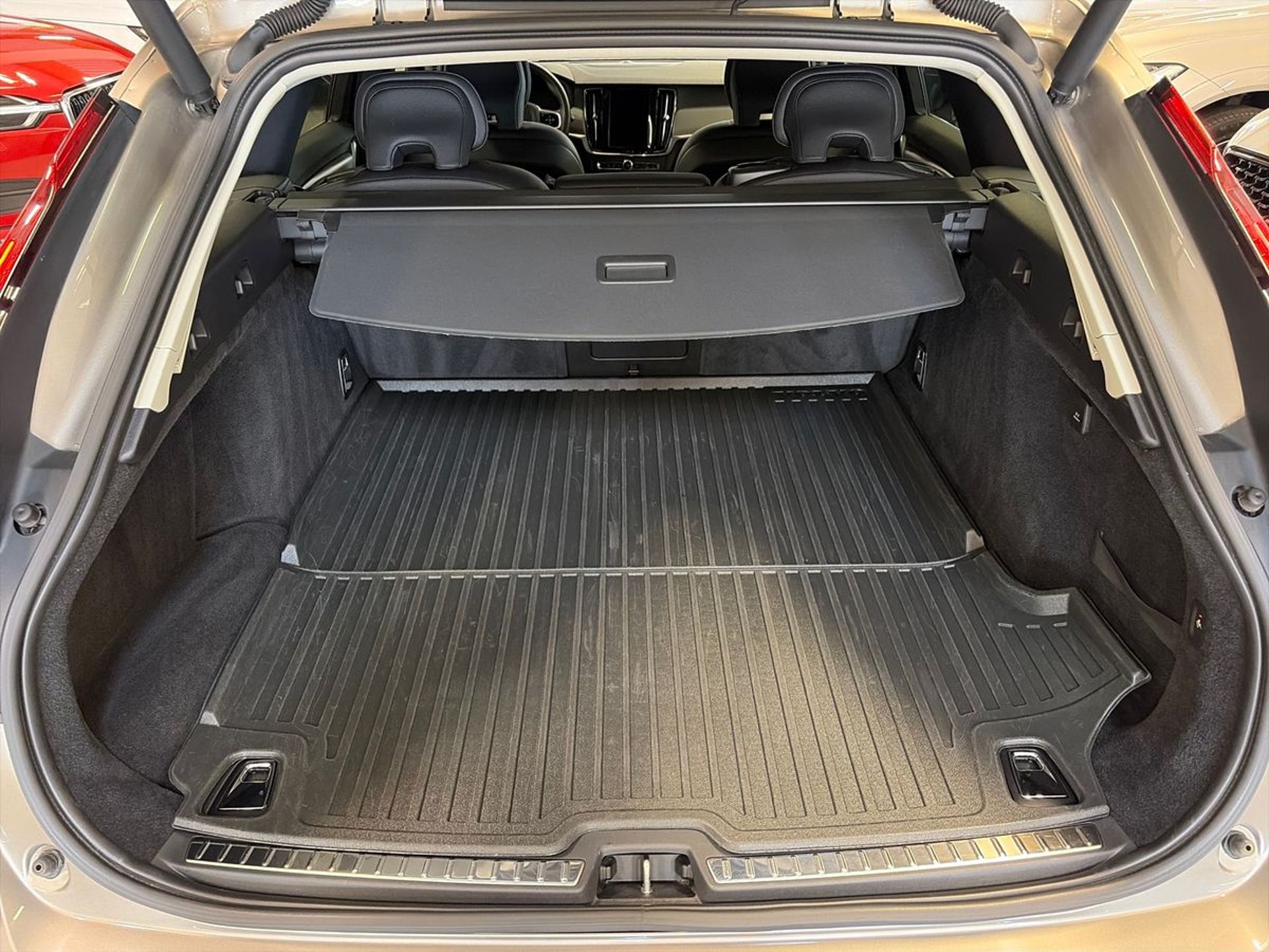 Volvo V90 2021, bild 4/13
