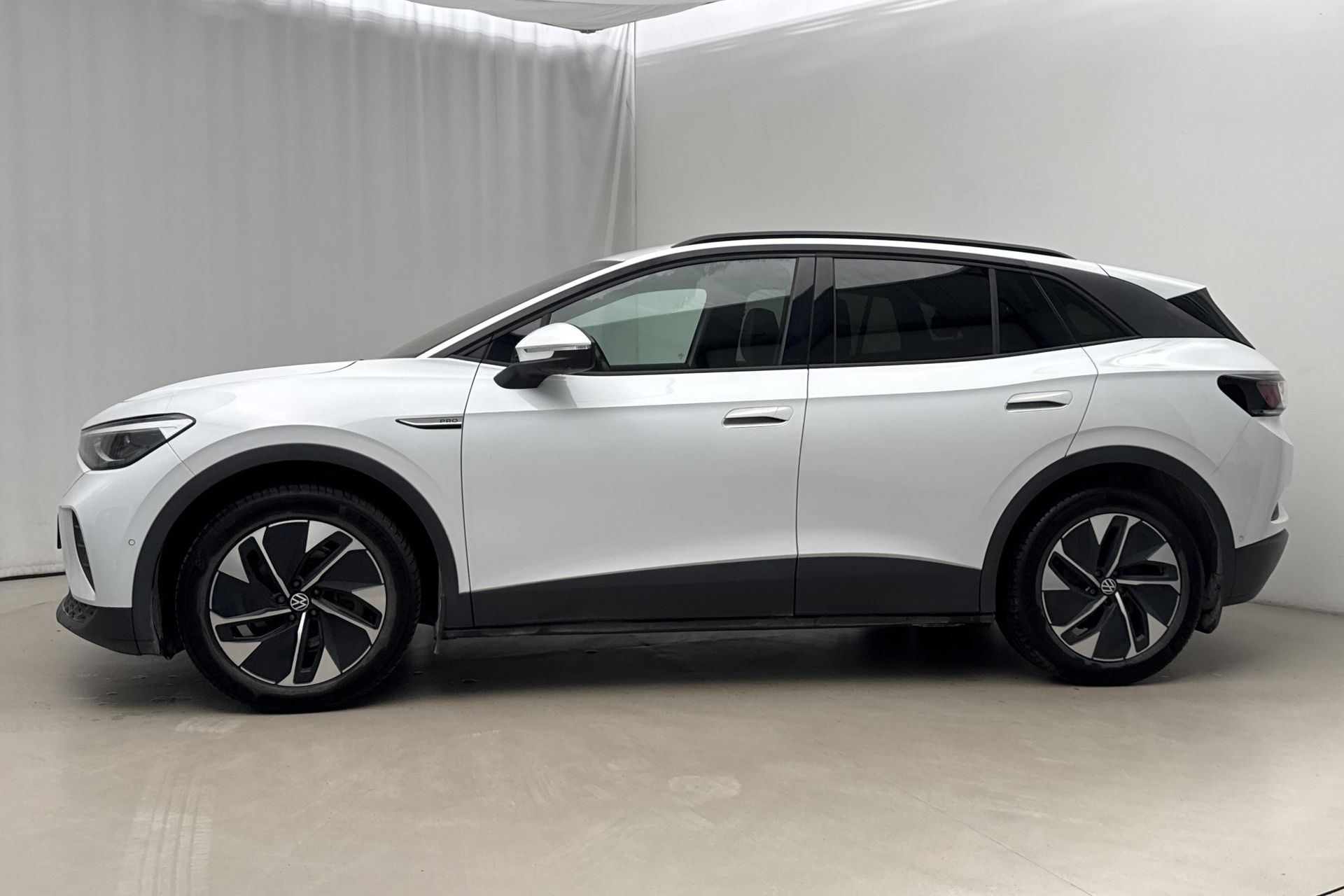 Volkswagen ID.4 Pro Performance 2023, bild 2/10