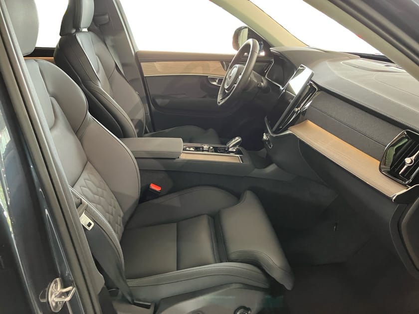 Bild 5 av Volvo XC90 T8 Ultra Dark | Drag | 360-kamera | HUD | H/K