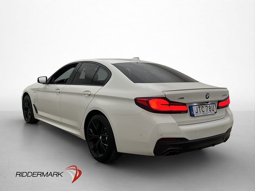 Bild 5 av BMW 530e xDrive Sedan 292hk Kamera Cockpit Drag H/K Skinn