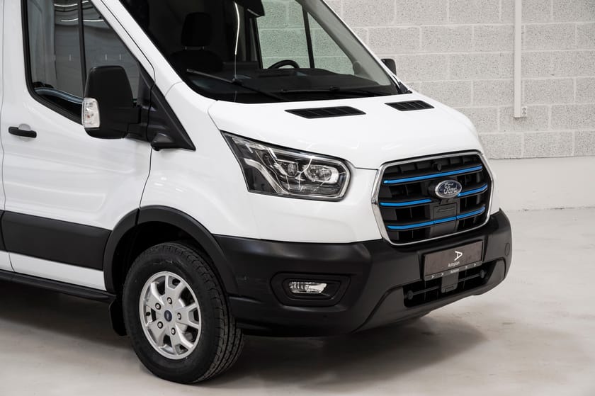 Bilde 3 av Ford E-Transit 350 68kWt 269hk L3H2 Trend