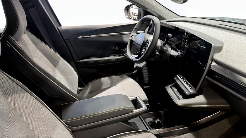 Bild 3 av Renault Scenic E-Tech TECHNO 87kWh 4690kr/mån *KAMPANJ* 0% ränta