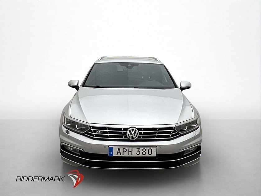 Bild 2 av Volkswagen Passat Sportscombi 2.0 TDI 190hk 4M R-Line Skinn Värmare Drag