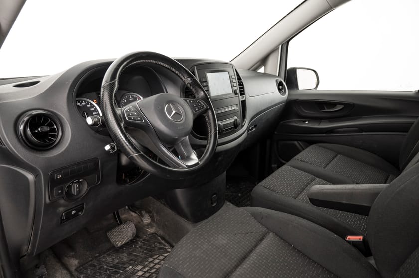 Bilde 5 av Mercedes-Benz Vito 116 CDI 4x4 3.0t V116 A2 4MATIC Auksjon! Les tekst!