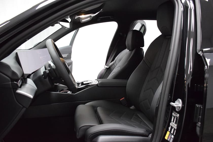 Bild 2 av BMW 550e xDrive Sedan