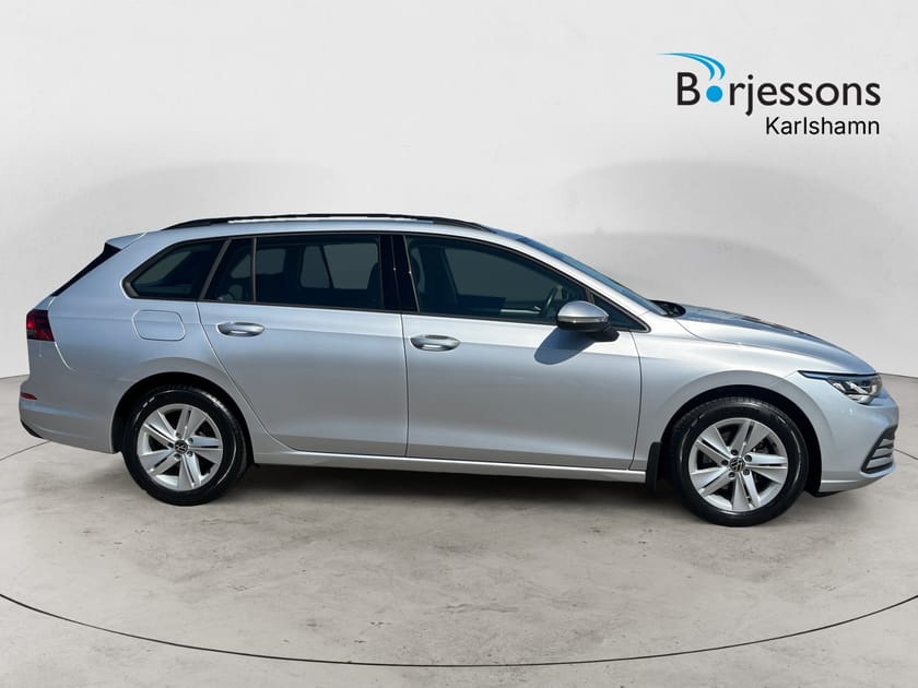 Bild 2 av Volkswagen Golf Sportscombi 1.5 TGI 130hk DSG Gas/Bensin
