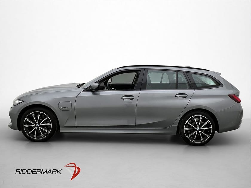 Bild 4 av BMW 330e xDrive Touring 292hk Widescreen Navi B-Kamera Carplay
