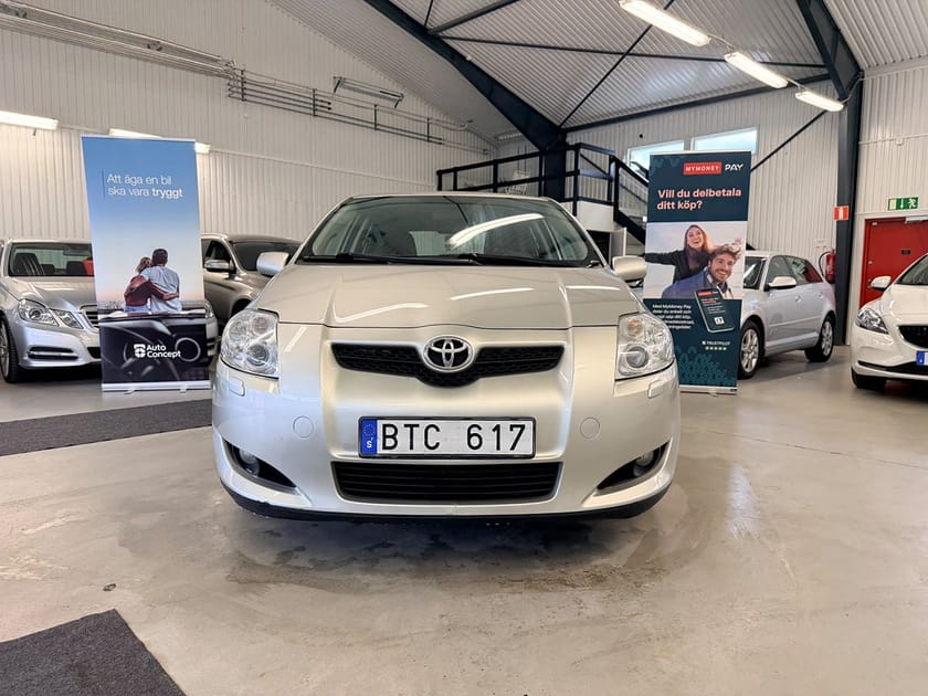 Bild 2 av Toyota Auris 5-dörrar 1.6 VVT, 124hk, Auto Välskött * Låga mil *