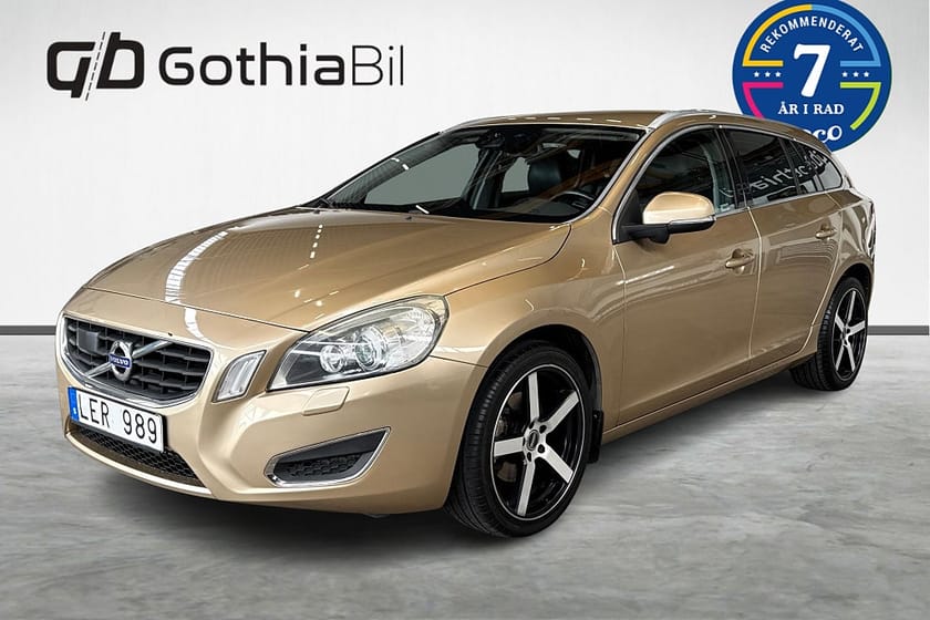 Bild 1 av Volvo V60 D3 Geartronic Summum Läder BLIS Adaptiv Drag Värmare
