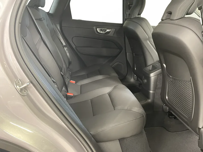 Bild 12 av 17 – Volvo XC60 T6 Plus Dark Nordic Edition Plus Nordic Edition
