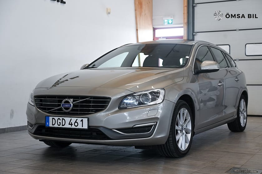 Bild 2 av Volvo V60 D4 Summum Business Edition Pro Navi Drag Värmare 181hk