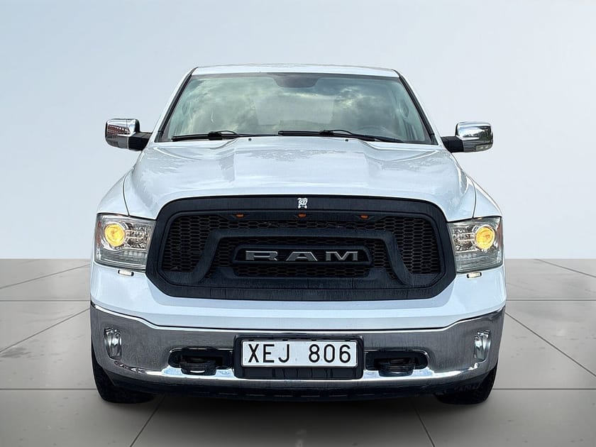 Bild 2 av RAM 1500 Crew Cab V8 4x4 TorqueFlite Drag/Navi/Rattvärm/Elstol/Kamera