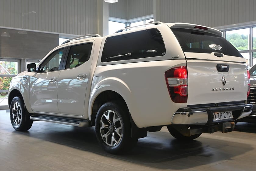 Bild 2 av Renault Alaskan 2.3 dCi 4WD Aut Intens Kåpa Värmare