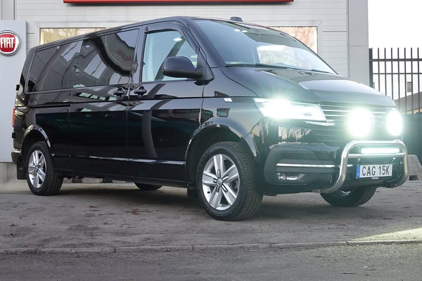 Bild 2 av Volkswagen Transporter Kombi 2.0 TDI 4Motion 199hk | 5 sits