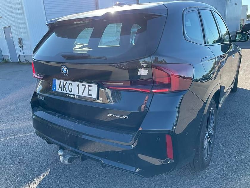 Bild 3 av BMW iX1 xDrive30