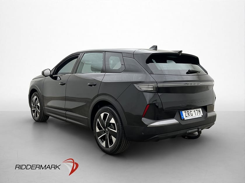 Bild 5 av Opel Grandland Hybrid 1.2 Turbo 360° Rattvärme Drag