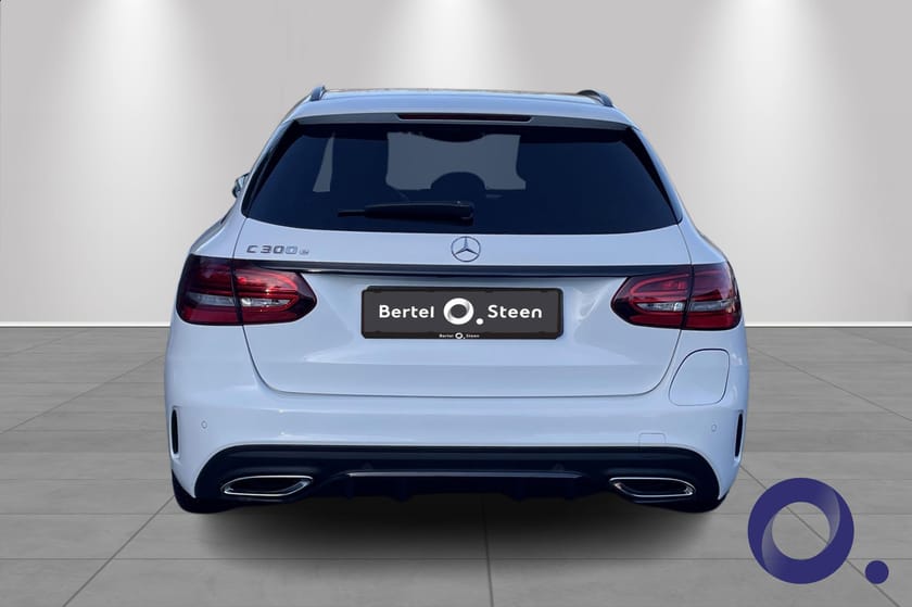 Bilde 4 av Mercedes-Benz C 300 T e AMG | HENGERFESTE | MULTIBEAM | PREMIUM