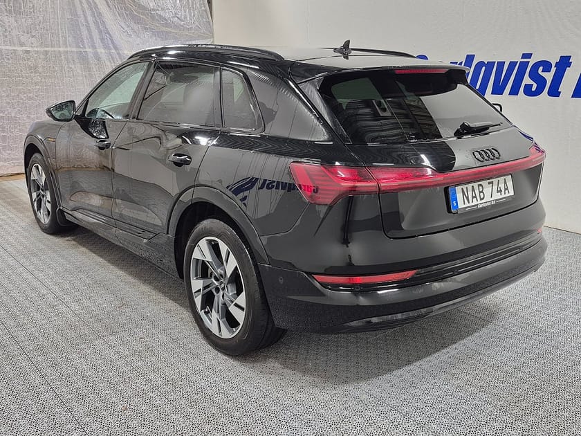 Bild 3 av Audi e-tron 55 quattro 408HK 4x4 Läder Panorama Elbil