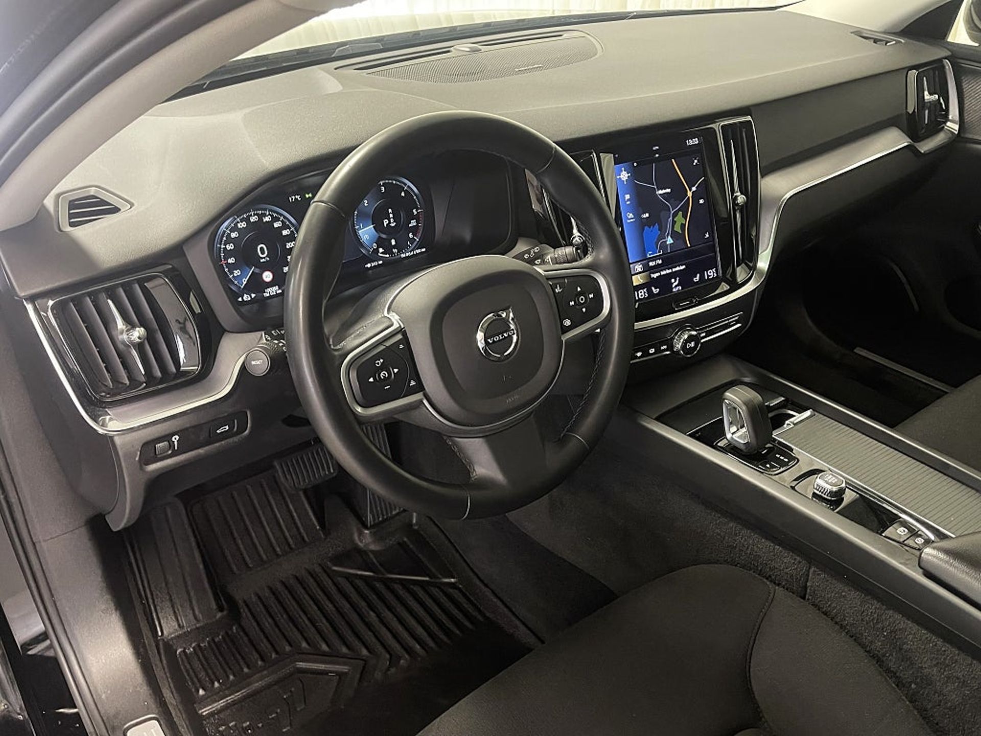 Volvo V60 B4 Diesel 2022, kuva 7/10