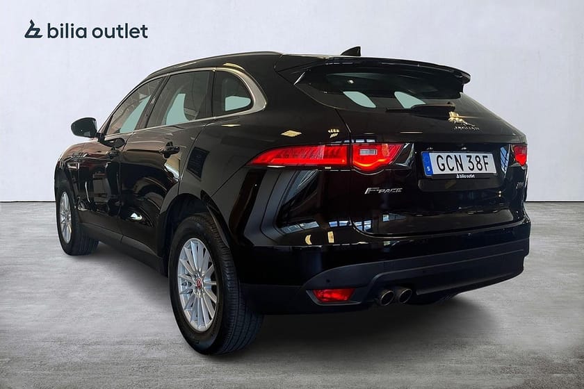 Bild 4 av Jaguar F-Pace 20d AWD 180hk / Kamera Navigation Bluetooth