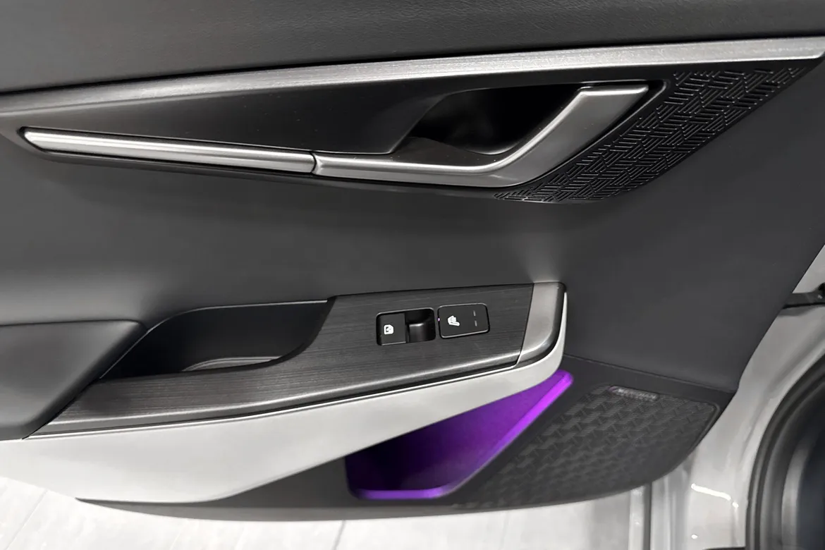 picture of a car