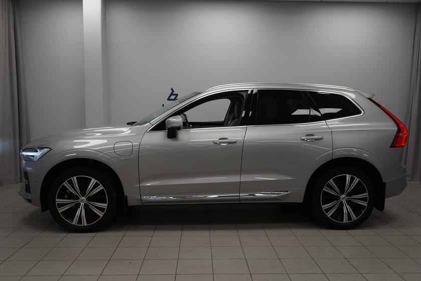 Bild 2 av Volvo XC60 Recharge T6 II Inscription | Ryggmassage framstolar | Drag | 360 |