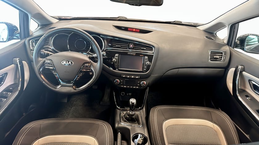 Bild 4 av Kia cee'd_sw 1,6 GDI SPECIAL EDITION 17" DRAG