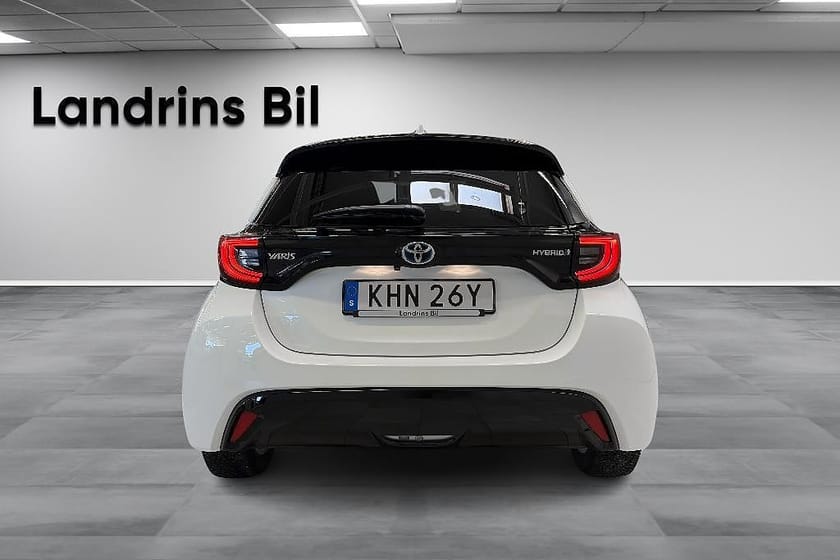 Bild 5 av Toyota Yaris Hybrid AUT 116HK STYLE *GPS*Backkamera*V-Hjul*