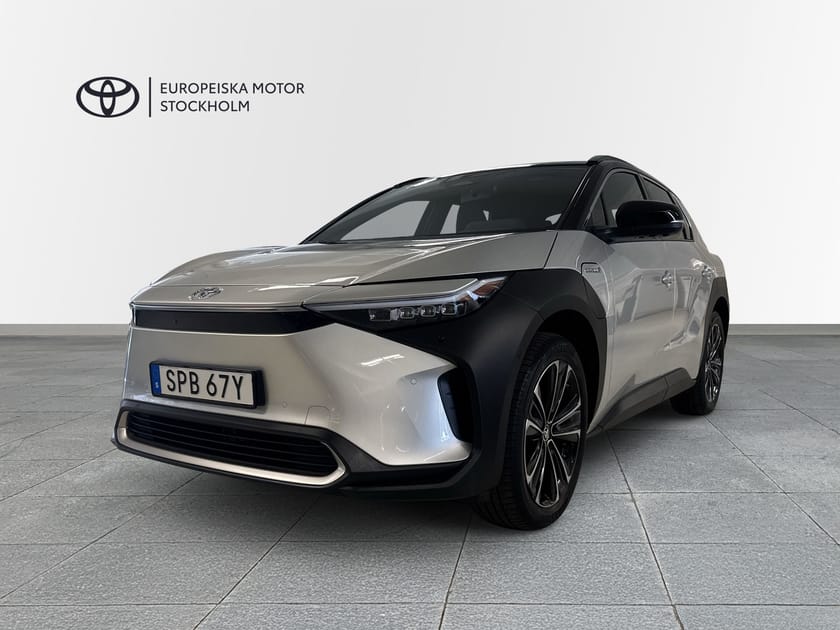 Bild 1 av Toyota bZ4X AWD / Executive / V-hjul / Pano / V-hjul