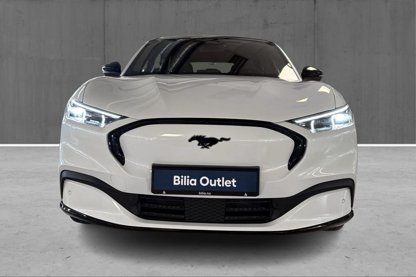 Bilde 2 av Ford Mustang Mach-E Long Range AWD Panorama, Hengerfeste