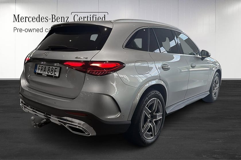 Bild 3 av Mercedes-Benz GLC 300 e 4MATIC 4-Matic AMG Premium Plus Panorama Airmatic Drag