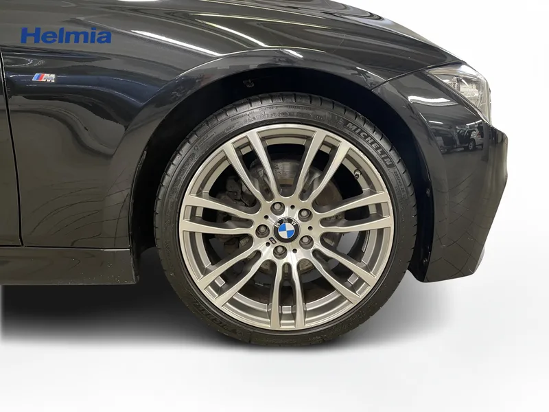 Bild 9 av 15 – BMW 3-serie 330d xDrive Touring 258hk M Sport
