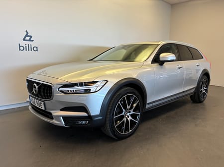 Volvo V90 Cross Country / Panoramaglastak / Navigation / BLIS / 360 Kamera / Dragkrok / HUD /